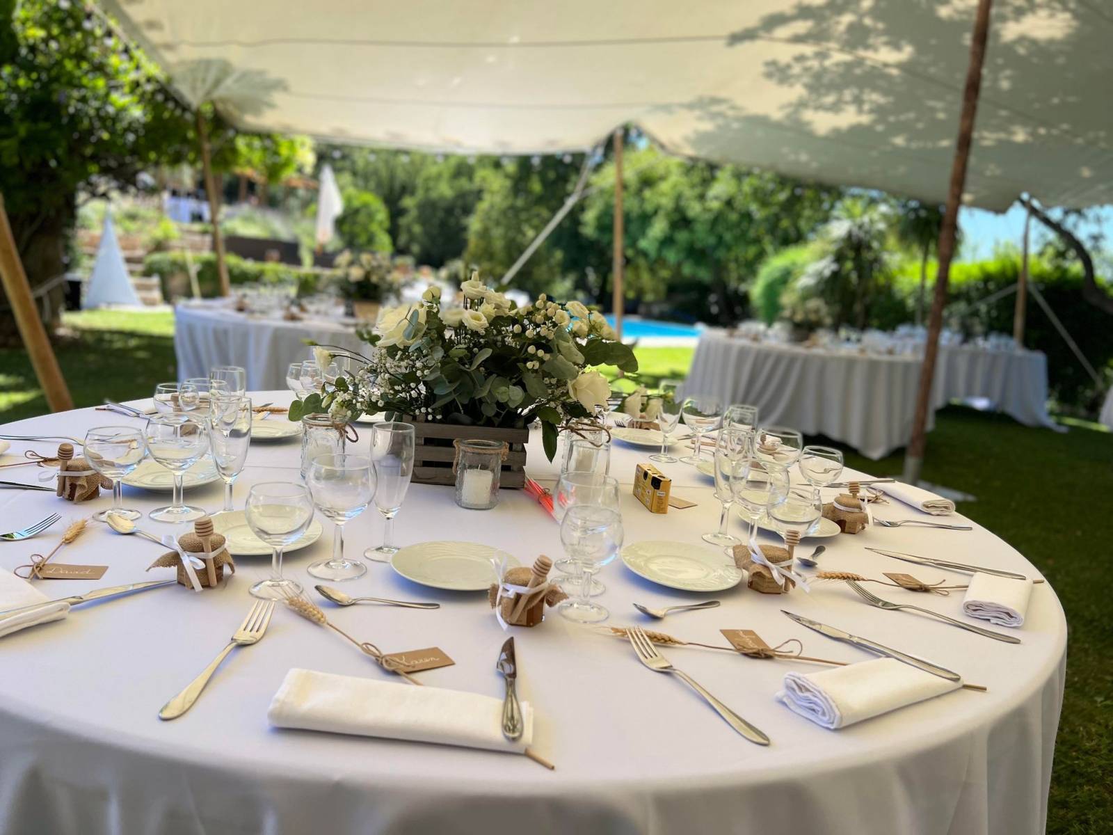 Quel mobilier louer pour un mariage ou un événement professionnel ?