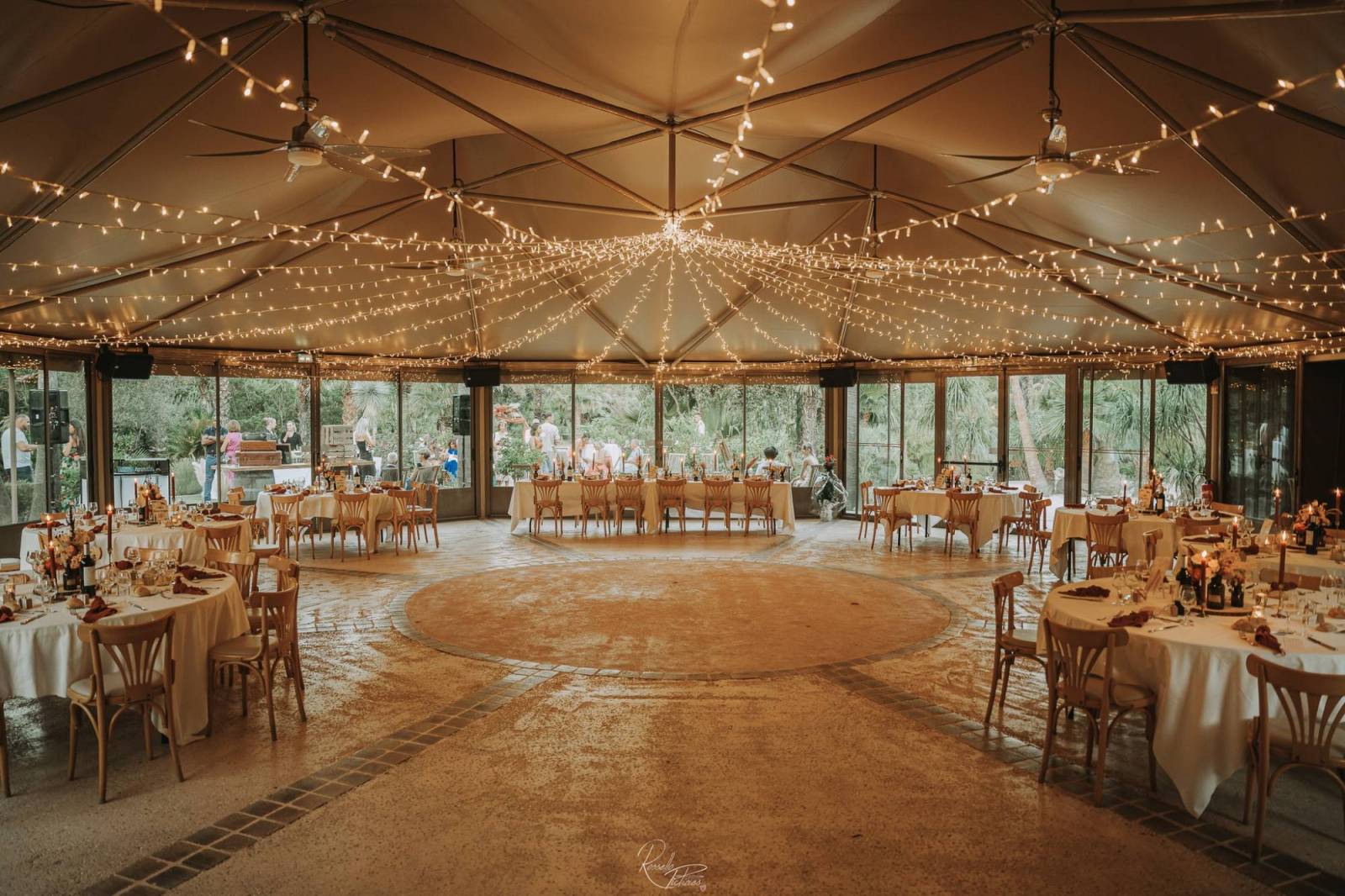 Draguignan dans le Var tonnelle mariage