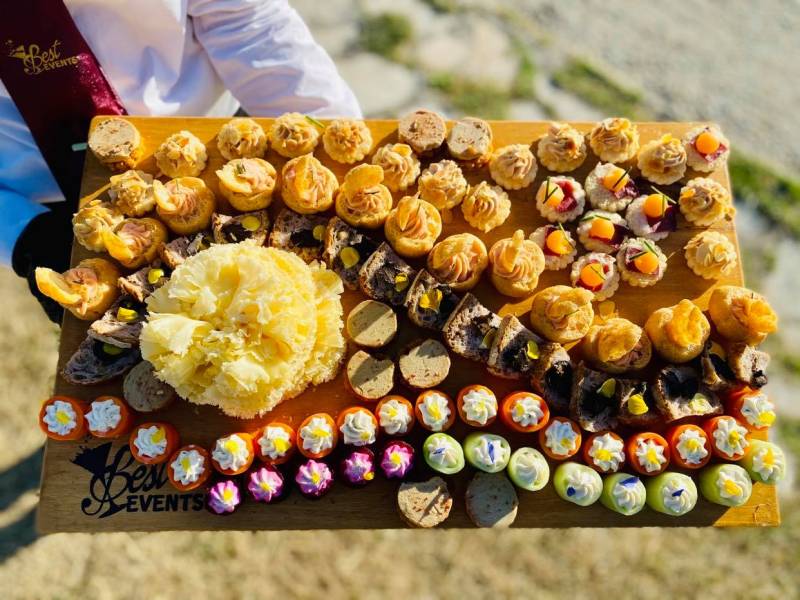 Cocktail Dinatoire d'Entreprise Clé en Main à Fréjus-Saint-Raphaël, dans le Var