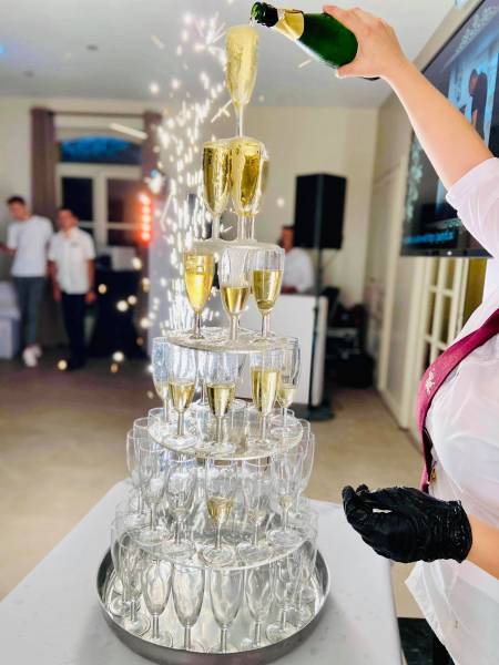 Un service de qualité avec des professionnels qualifiés pour votre mariage avec Best Events à Fréjus-Saint-Raphaël, dans le Var 83