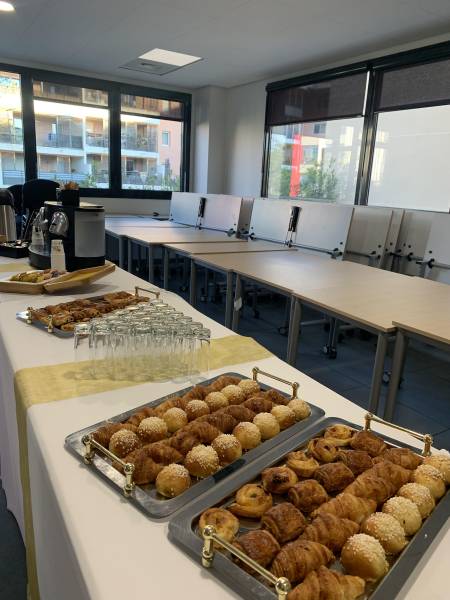 Une expérience unique de Team Building danse dans le Var pour souder vos équipes et stimuler la motivation au travail.