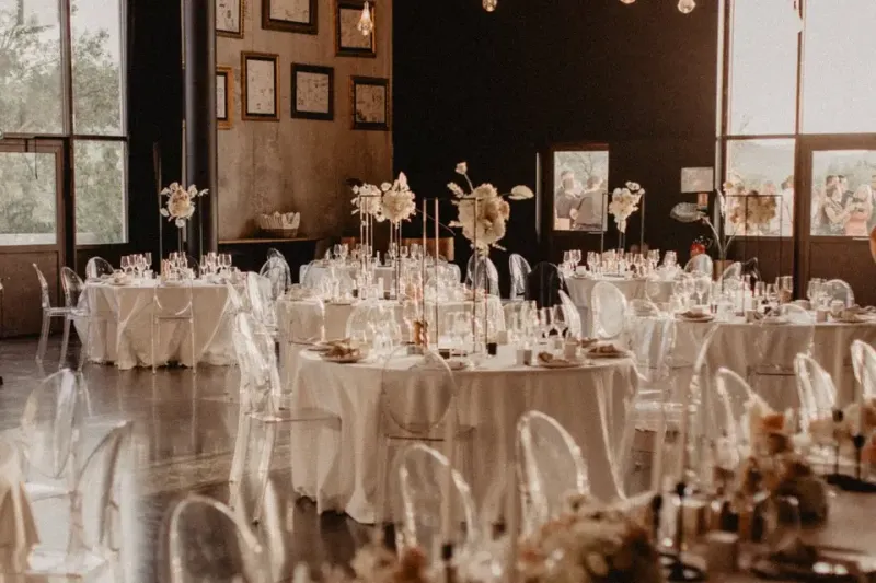 Les incontournables 2025 de la location de mobilier et matériel événementiel sur la Côte d’Azur