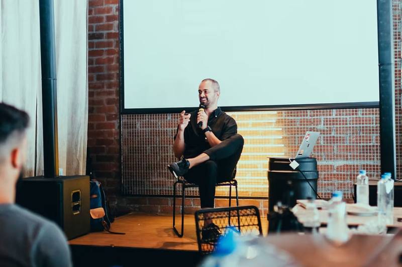 Organisation clé en main de talkshows et salons internationaux à Toulon